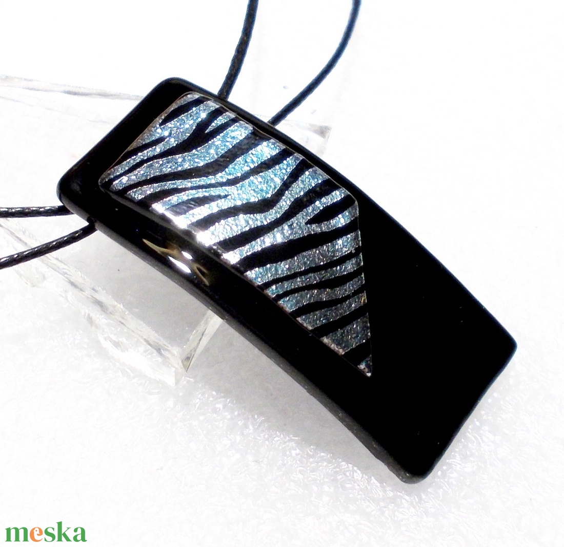 NEMESACÉL! Ezüst-fekete zebra mintával, saját  tervezésű hajlított ékszerszett. - ékszer - ékszerszett - Meska.hu