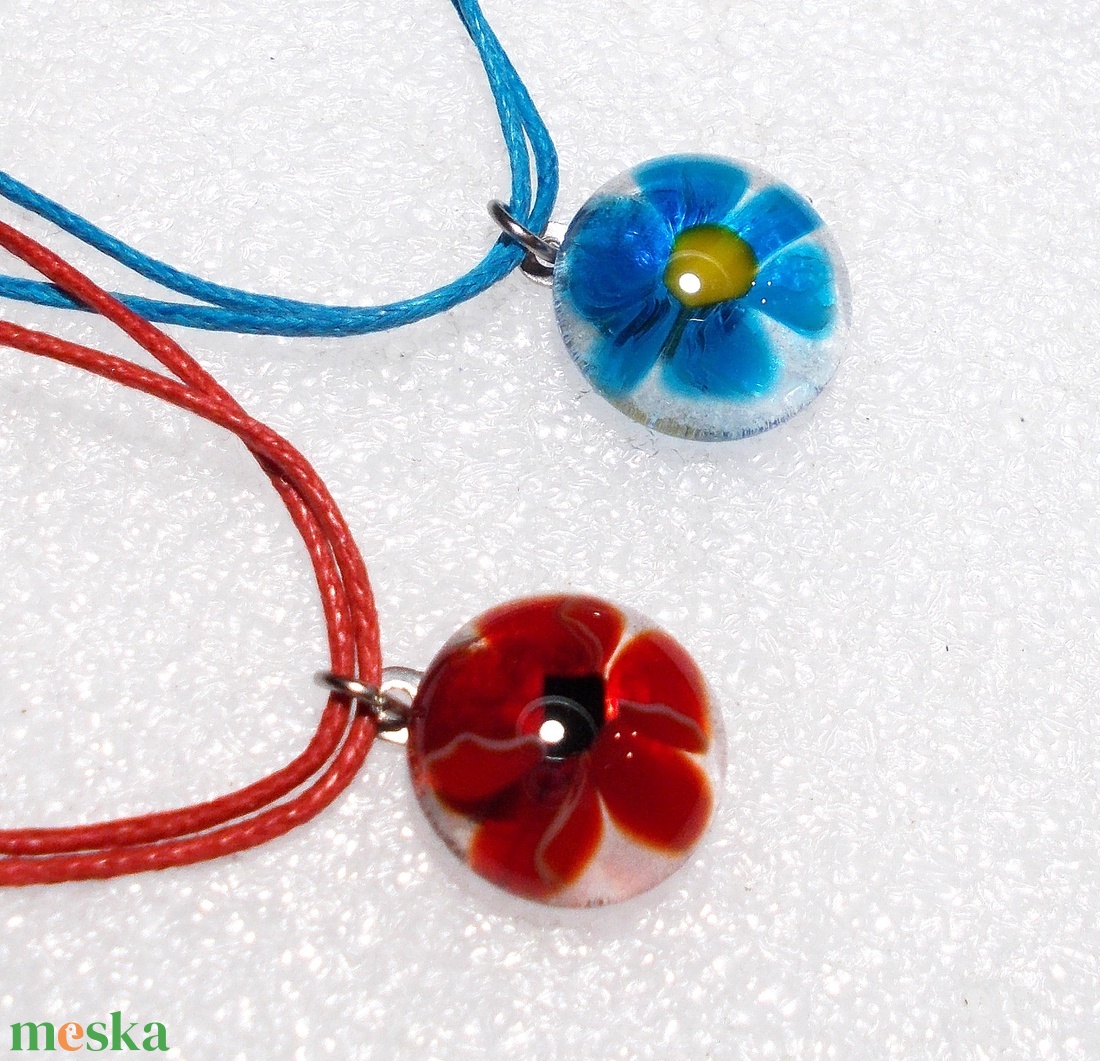 Pipacsos  kisméretű nyaklánc, nemesacél medáltarton.  - ékszer - nyaklánc - medálos nyaklánc - Meska.hu