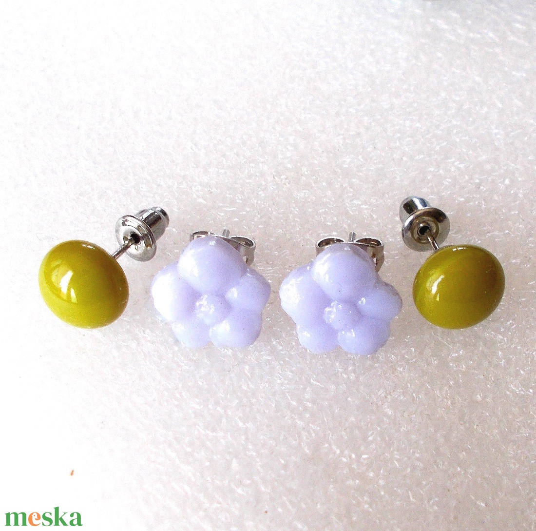 Levendula zölddel fülbevaló páros, ajándék nőknek névnapra, születésnapra.  - ékszer - fülbevaló - lógó fülbevaló - Meska.hu