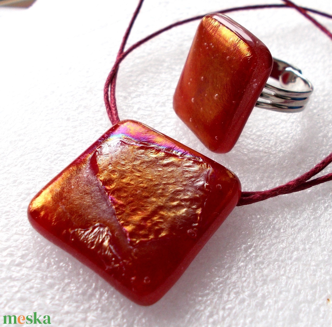 Bronzos piros csillogás üvegékszer gyűrű, ajándék karácsonyra. - ékszer - gyűrű - statement gyűrű - Meska.hu