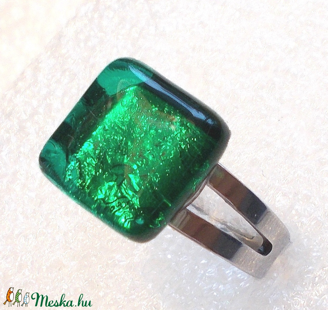 Smaragd üveg fülbevaló, ajándék  névnapra, születésnapra. - ékszer - fülbevaló - Meska.hu