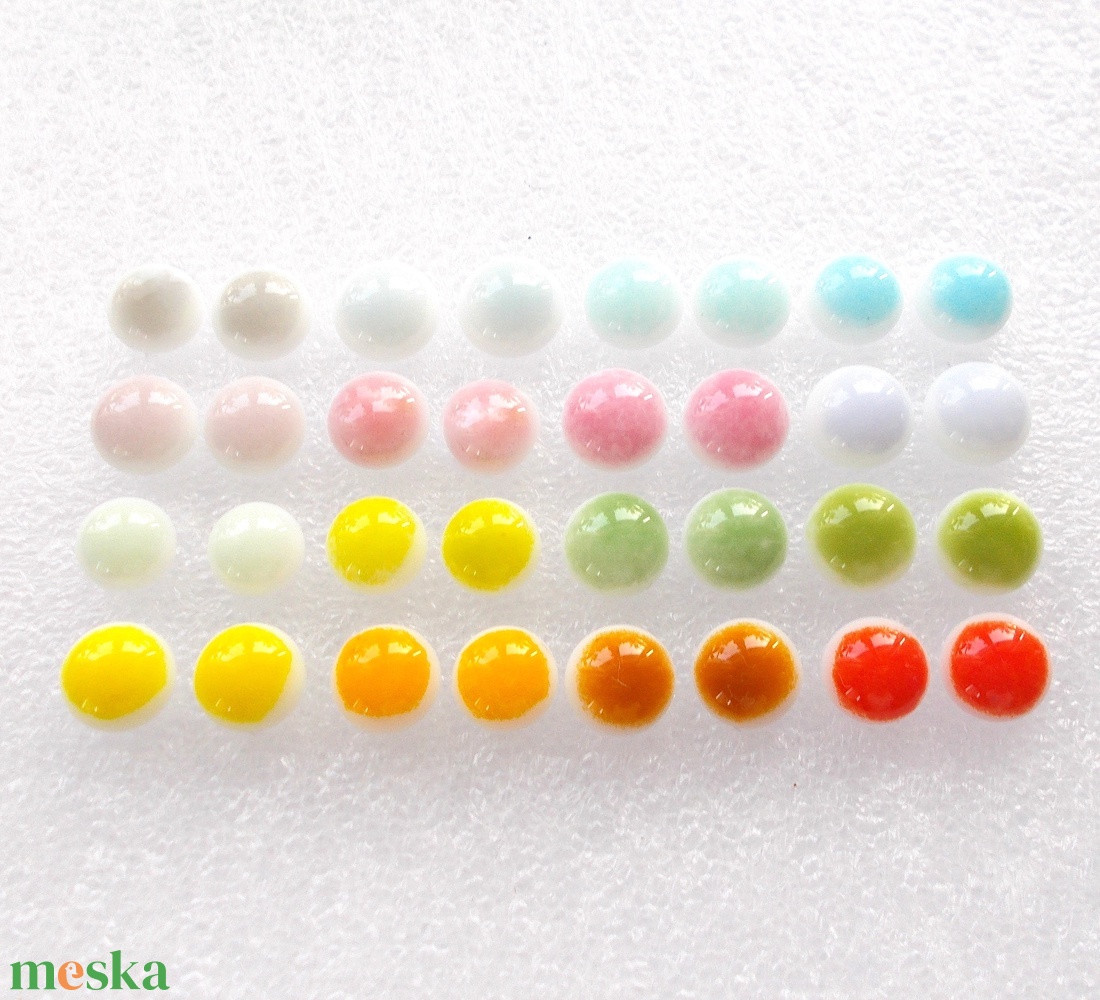 Nemesacél selyem fényű színes fülbevaló csomag, ajándék nőknek, lányoknak. - ékszer - fülbevaló - pötty fülbevaló - Meska.hu