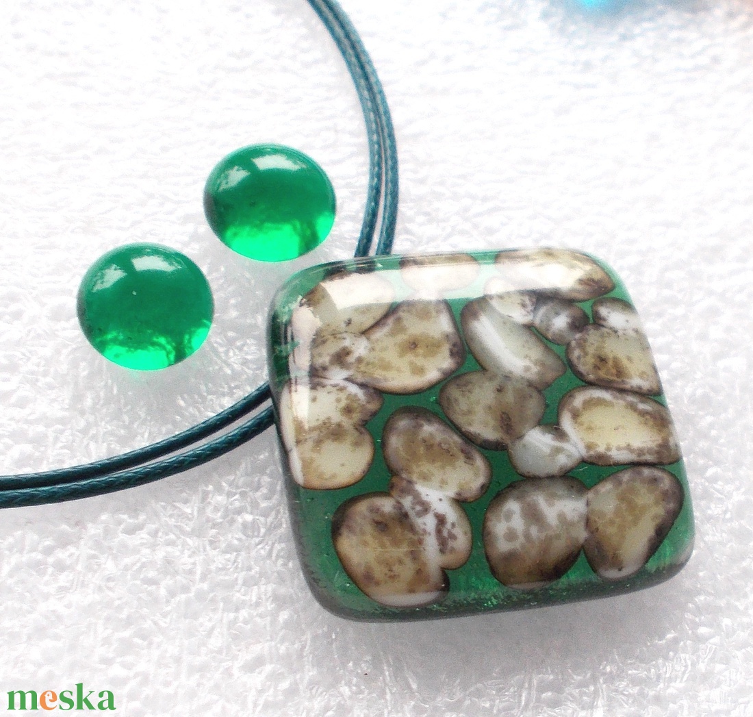 Kavicsmintás üvegékszer szett, ajándék névnapra, születésnapra. - ékszer - ékszerszett - Meska.hu