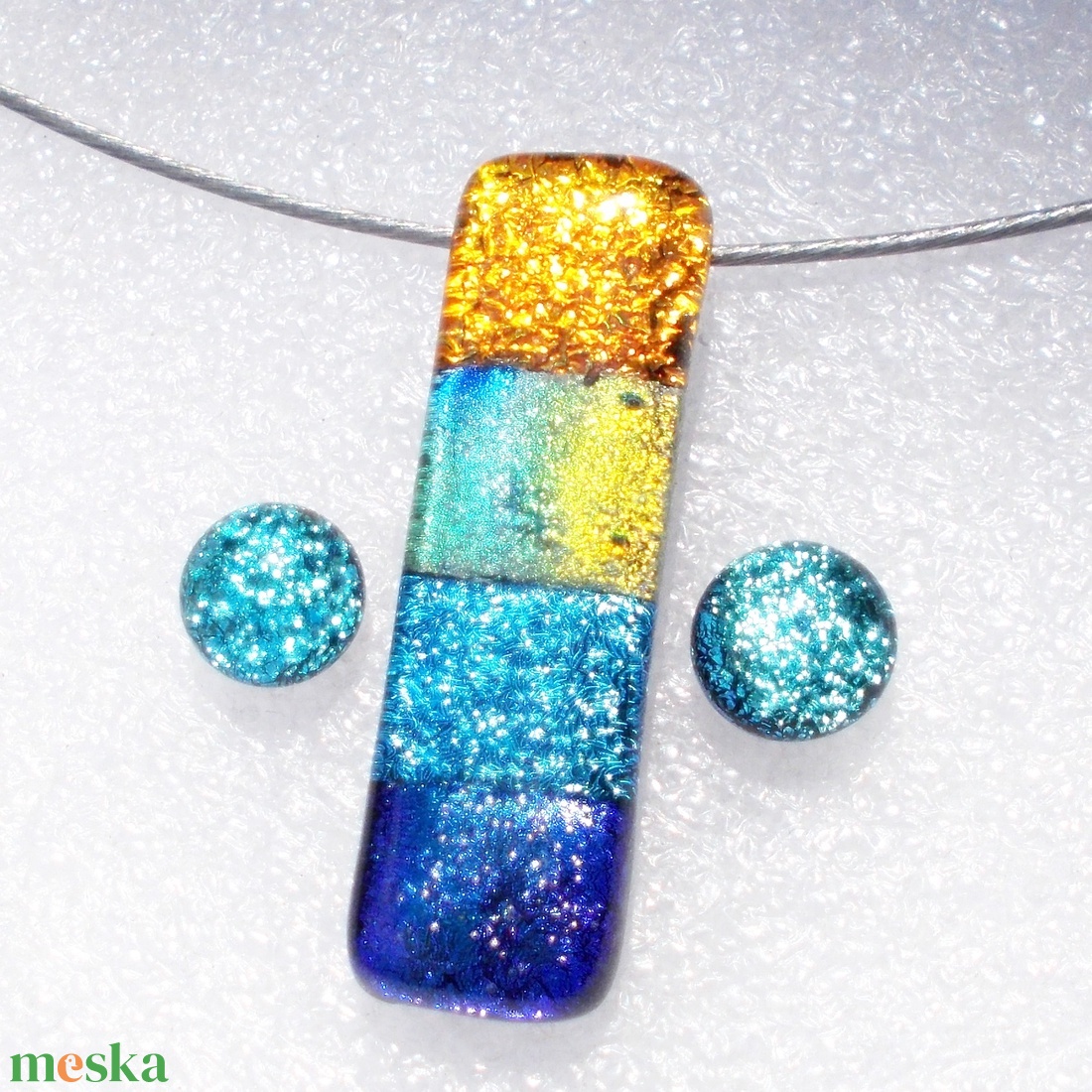 Dichroic fények ékszerszett pedagógusoknak. - ékszer - ékszerszett - Meska.hu Dichroic fények ékszerszett pedagógusoknak. - ékszer - ékszerszett - Meska.hu