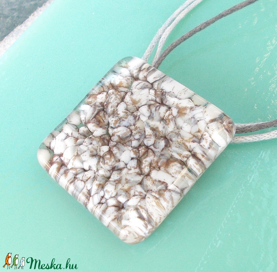 Kavics mintás üvegékszer, ajándék névnapra, születésnapra. - ékszer - nyaklánc - medálos nyaklánc - Meska.hu