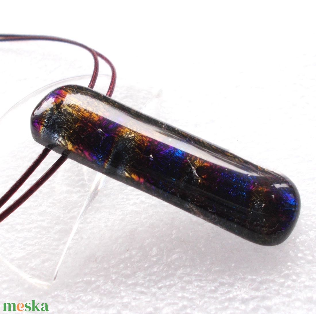 Kékes-bíbor mintás dichroic medál, ajándék névnapra, születésnapra. - ékszer - nyaklánc - medálos nyaklánc - Meska.hu Kékes-bíbor mintás dichroic medál, ajándék névnapra, születésnapra. - ékszer - nyaklánc - medálos nyaklánc - Meska.hu