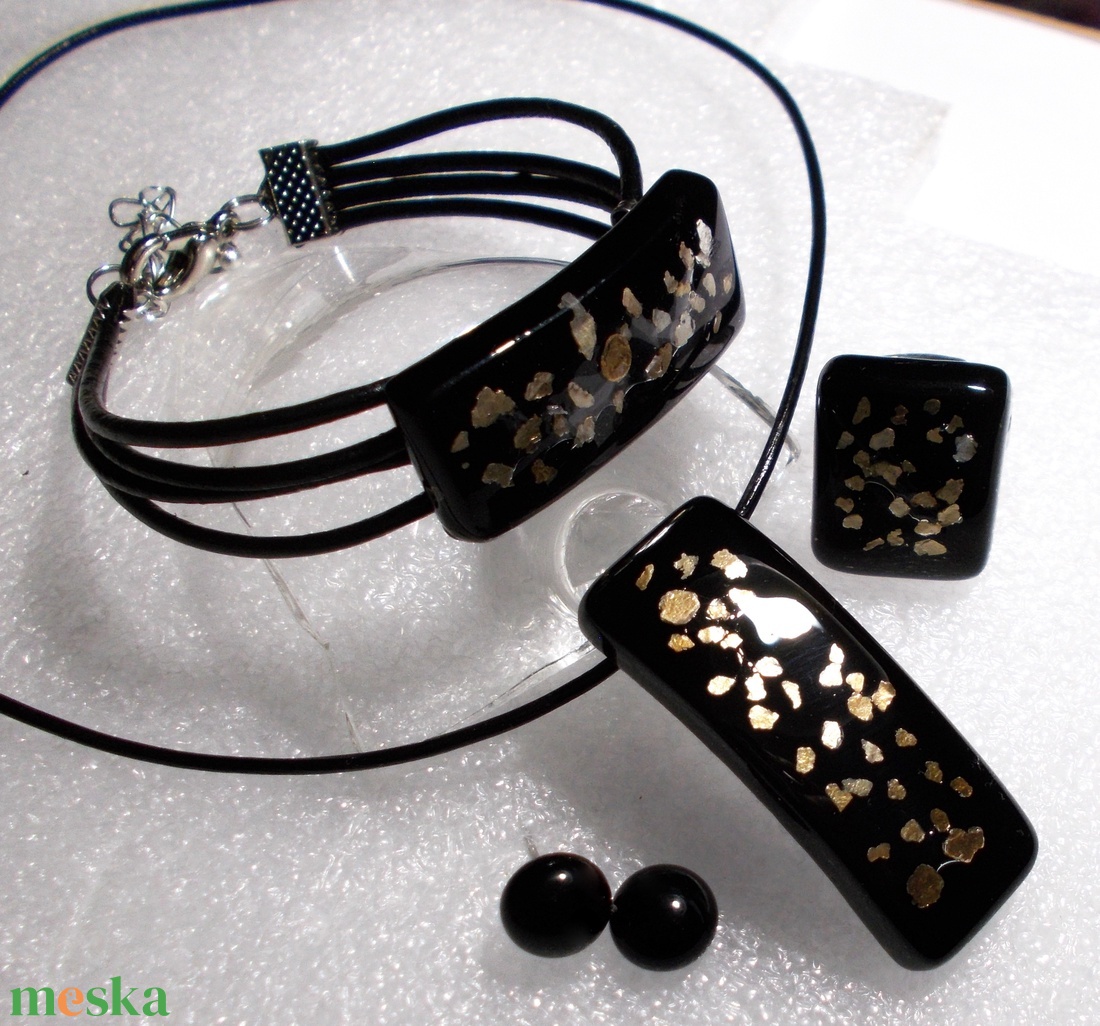 AKCIÓ!  Örök elegancia ékszerszett, ajándék nőknek névnapra, születésnapra. - ékszer - ékszerszett - Meska.hu