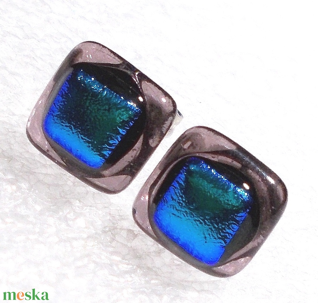 ORVOSI FÉM! Univerzum dichroic fülbevaló, ajándék névnapra, születésnapra. - ékszer - fülbevaló - pötty fülbevaló - Meska.hu ORVOSI FÉM! Univerzum dichroic fülbevaló, ajándék névnapra, születésnapra. - ékszer - fülbevaló - pötty fülbevaló - Meska.hu