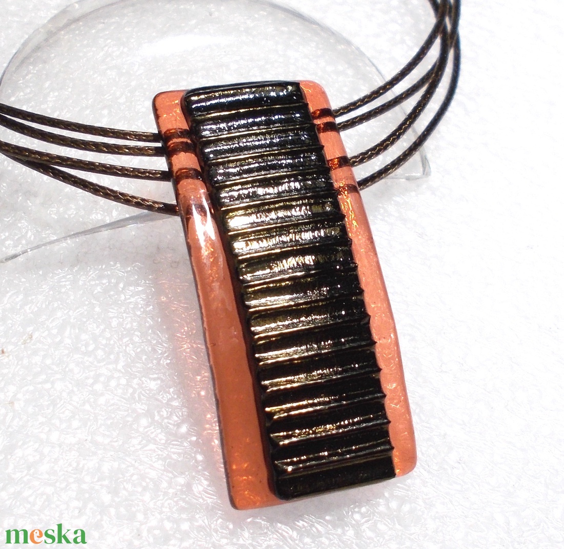 Bronzos-korall nyaklánc, ajándék napra, névnapra születésnapra. - ékszer - nyaklánc - medálos nyaklánc - Meska.hu