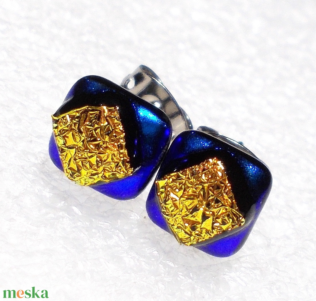 ORVOSI FÉM! Univerzum dichroic fülbevaló, ajándék névnapra, születésnapra. - ékszer - fülbevaló - pötty fülbevaló - Meska.hu ORVOSI FÉM! Univerzum dichroic fülbevaló, ajándék névnapra, születésnapra. - ékszer - fülbevaló - pötty fülbevaló - Meska.hu