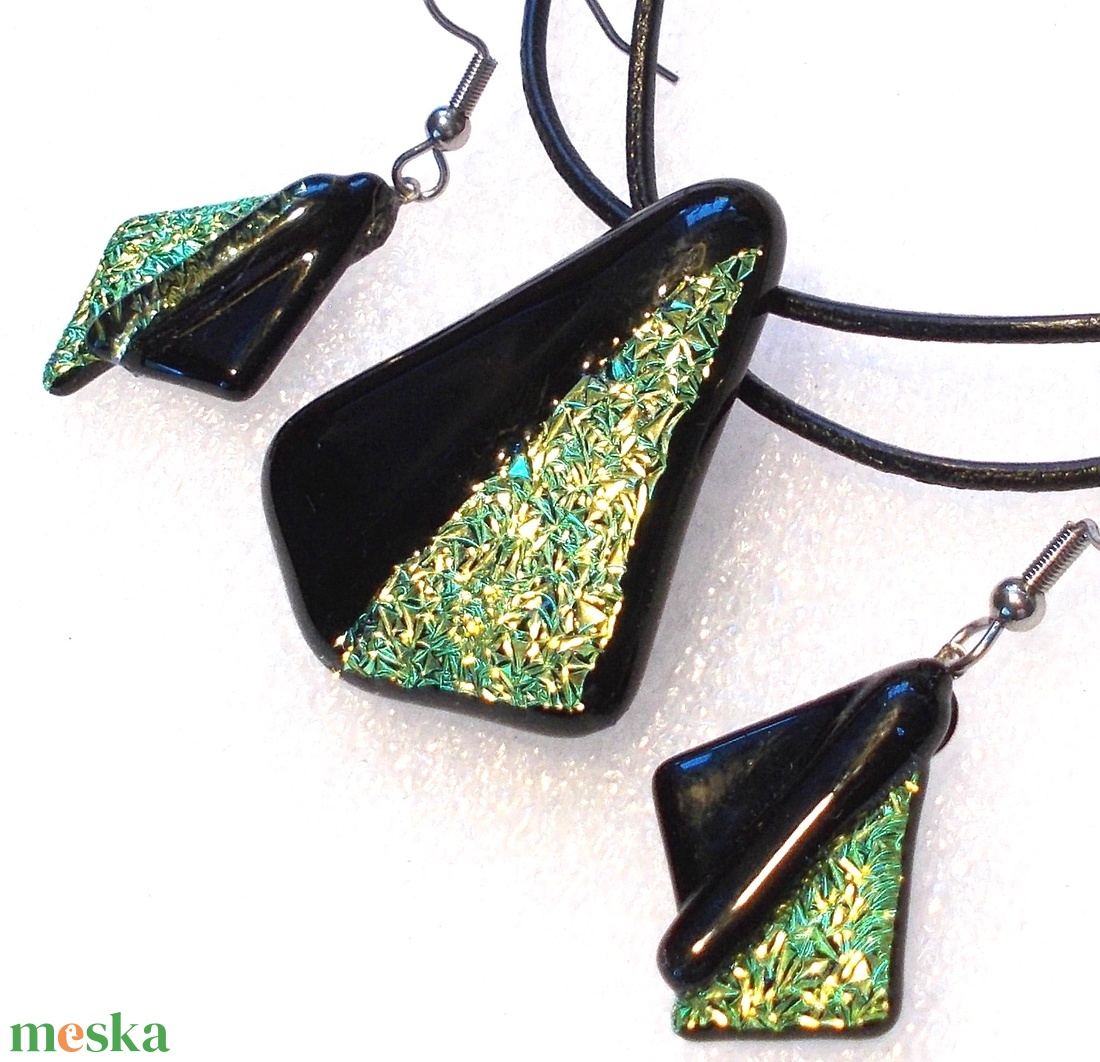 Akció! Dichroic duó ékszerszett, szalagavató bálra, ballagásra, névnapra, születésnapra. - ékszer - ékszerszett - Meska.hu Akció! Dichroic duó ékszerszett, szalagavató bálra, ballagásra, névnapra, születésnapra. - ékszer - ékszerszett - Meska.hu