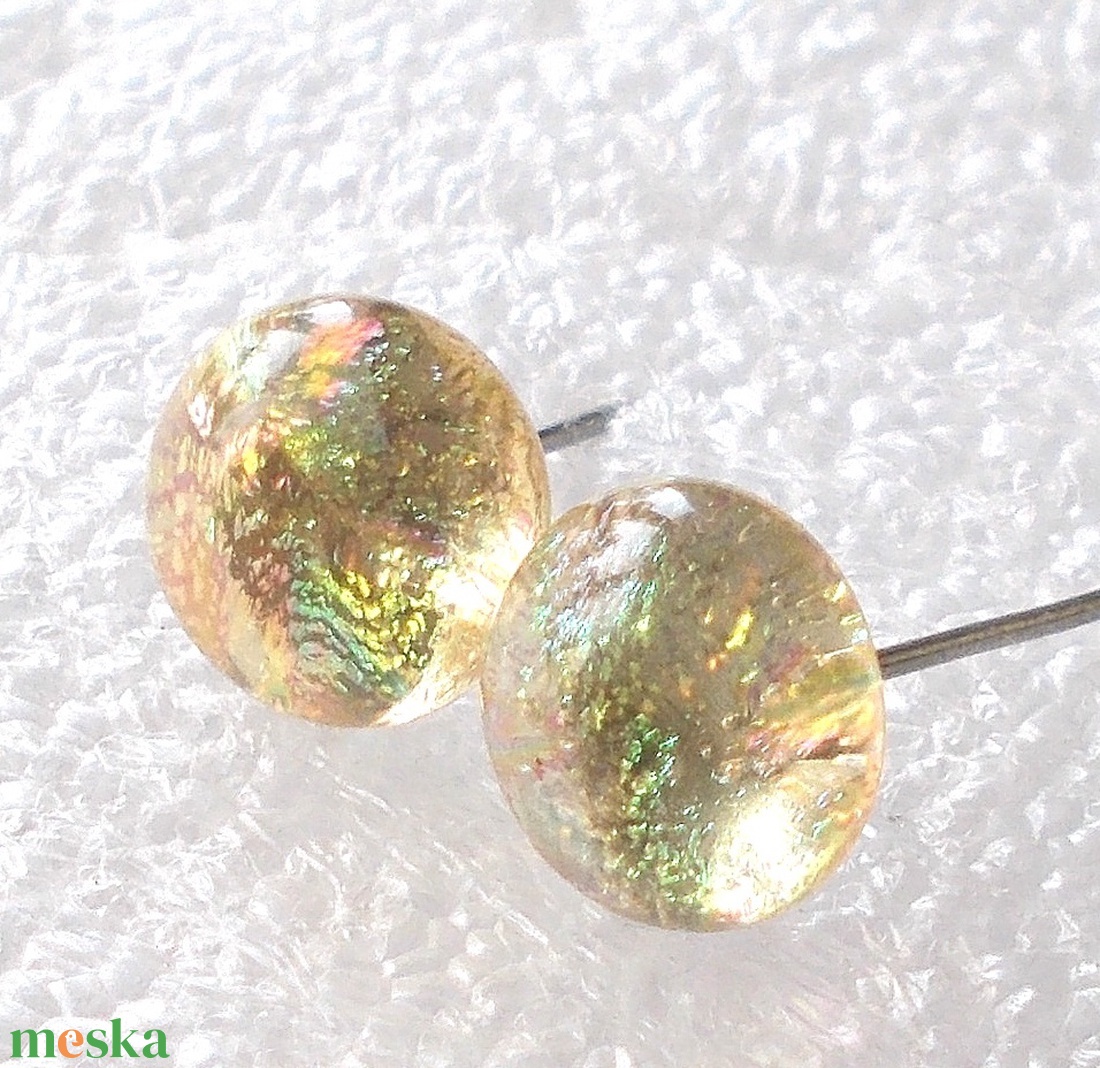 ORVOSI FÉM! Tearózsa szivárvány  stiftes  fülbevaló, ajándék  névnapra, születésnapra. - ékszer - fülbevaló - pötty fülbevaló - Meska.hu