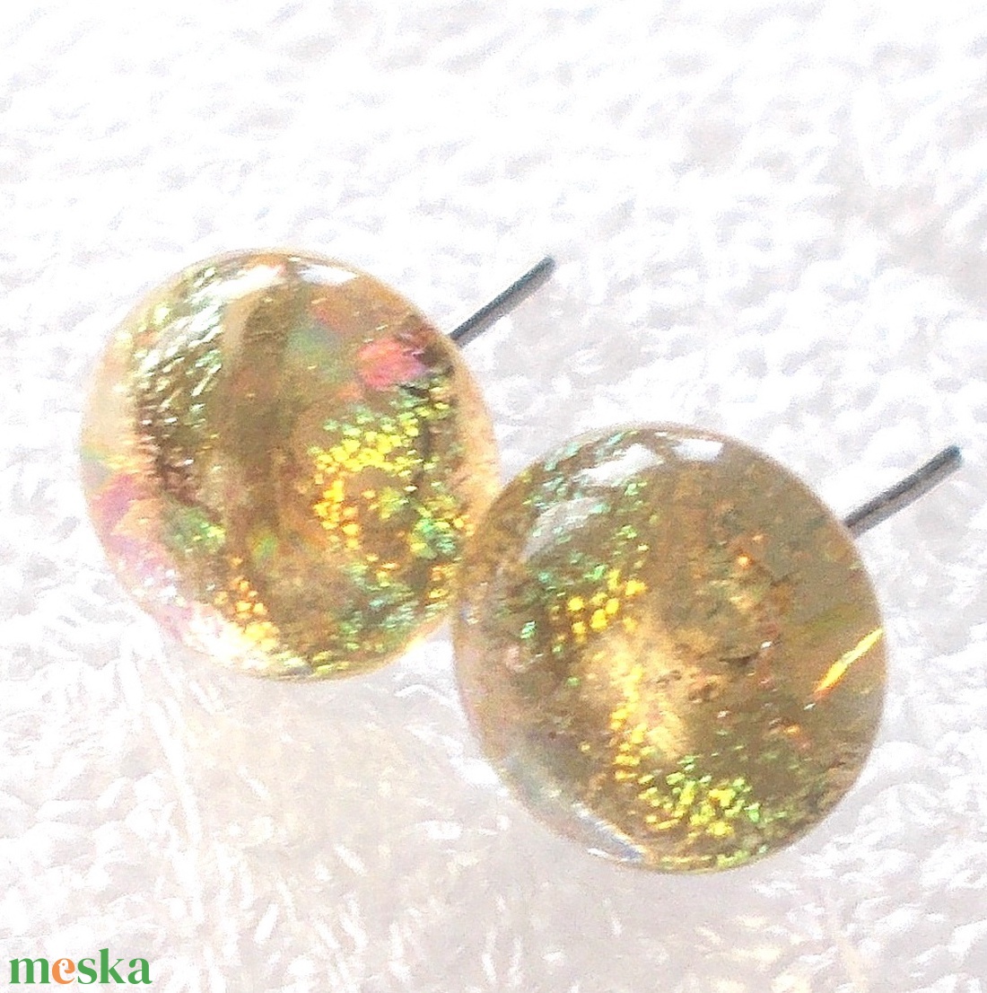 ORVOSI FÉM! Tearózsa szivárvány  stiftes  fülbevaló, ajándék  névnapra, születésnapra. - ékszer - fülbevaló - pötty fülbevaló - Meska.hu