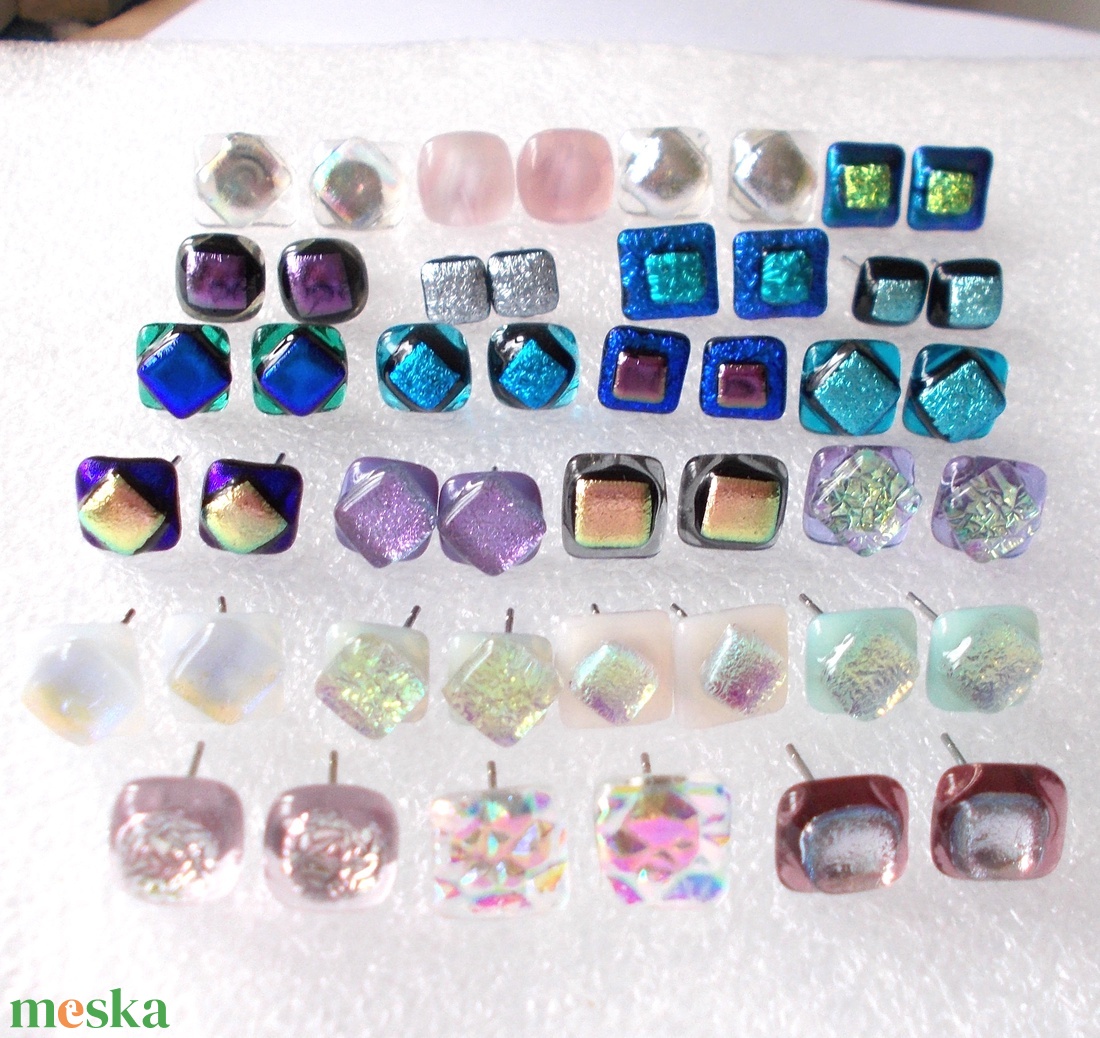 Univerzum dichroic fülbevaló, ajándék névnapra, születésnapra. - ékszer - fülbevaló - pötty fülbevaló - Meska.hu Univerzum dichroic fülbevaló, ajándék névnapra, születésnapra. - ékszer - fülbevaló - pötty fülbevaló - Meska.hu