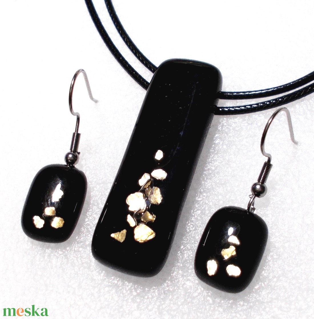 Örök elegancia ékszerszett, ajándék nőknek névnapra, születésnapra. - ékszer - ékszerszett - Meska.hu