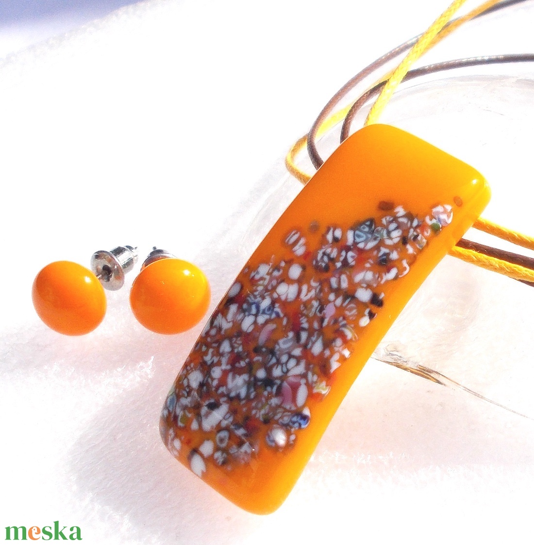 Színek fúziója kékben, ajándék  ballagásra, névnapra, születésnapra. - ékszer - nyaklánc - medálos nyaklánc - Meska.hu