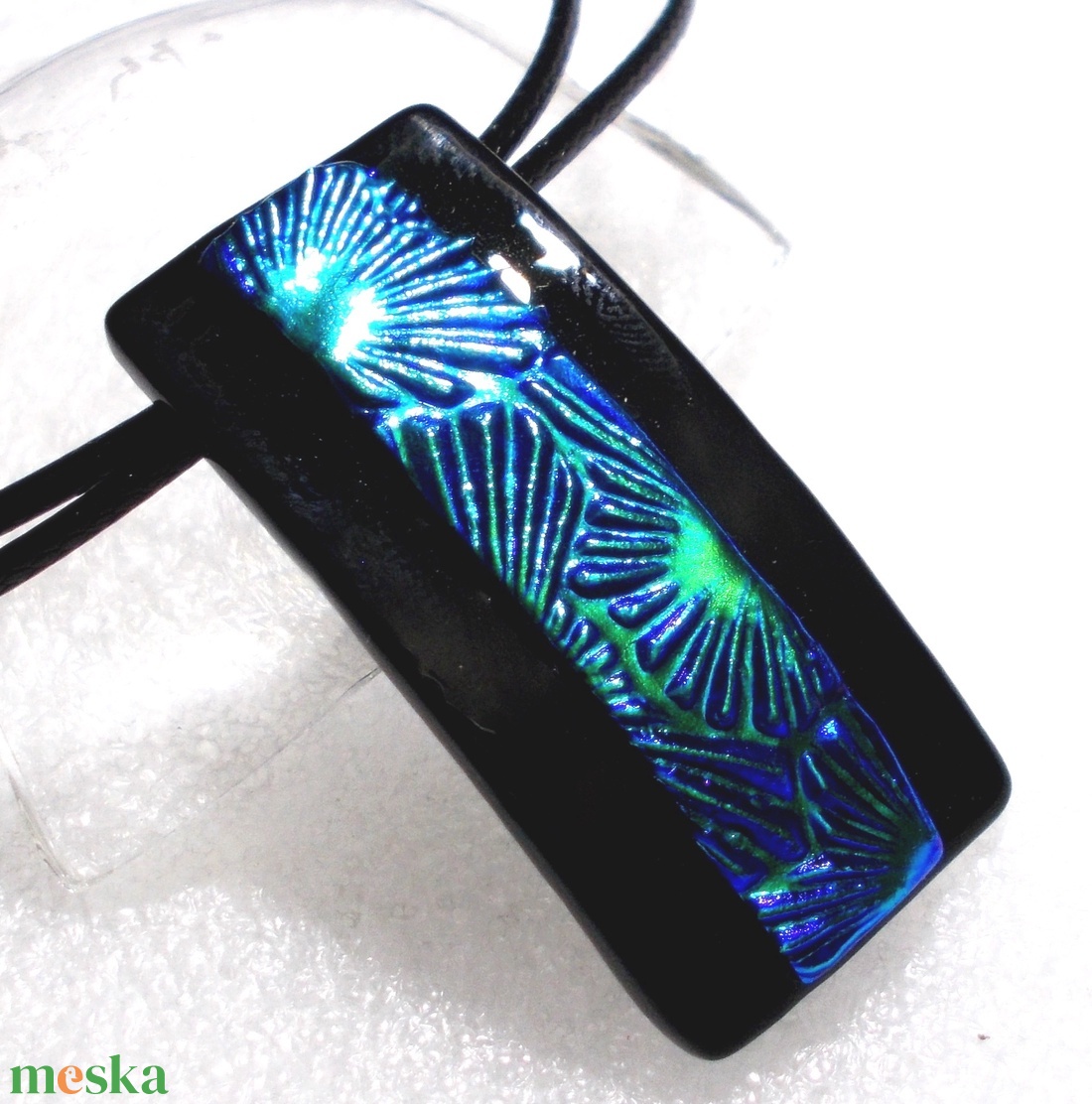 Kék- zöld csillagok, dichroic nyaklánc. - ékszer - ékszerszett - Meska.hu Kék- zöld csillagok, dichroic nyaklánc. - ékszer - ékszerszett - Meska.hu