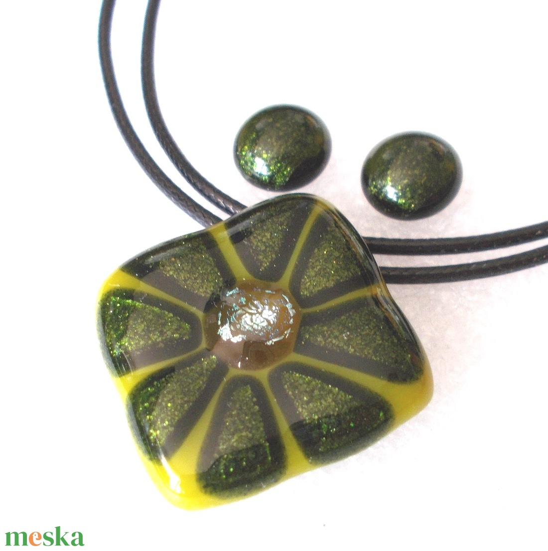 Arany-aventurin rózsa üvegékszer, ajándék nőknek névnapra, születésnapra. - ékszer - ékszerszett - Meska.hu