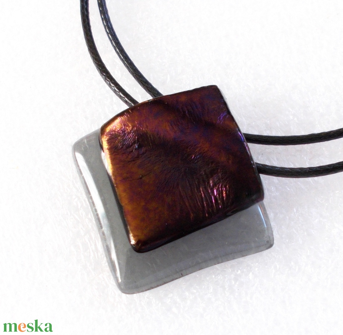 Bronzos bíborfény szürkében medál, ajándék névnapra, születésnapra. - ékszer - nyaklánc - medál - Meska.hu