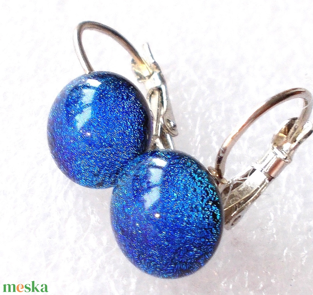 NEMESACÉL! Kék dichroic kapcsos fülbevaló, ajándék nőknek névnapra, születésnapra. - ékszer - fülbevaló - lógó fülbevaló - Meska.hu NEMESACÉL! Kék dichroic kapcsos fülbevaló, ajándék nőknek névnapra, születésnapra. - ékszer - fülbevaló - lógó fülbevaló - Meska.hu