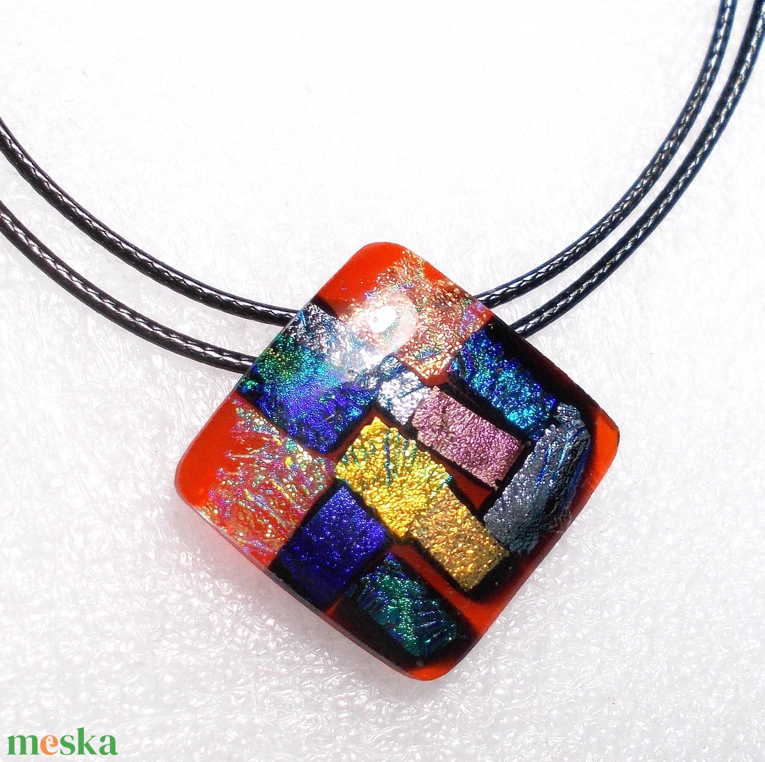 Színek fények pirosban, dichroic ékszerszett, ajándék pedagógus napra, születésnapra, névnapra. - ékszer - ékszerszett - Meska.hu Színek fények pirosban, dichroic ékszerszett, ajándék pedagógus napra, születésnapra, névnapra. - ékszer - ékszerszett - Meska.hu