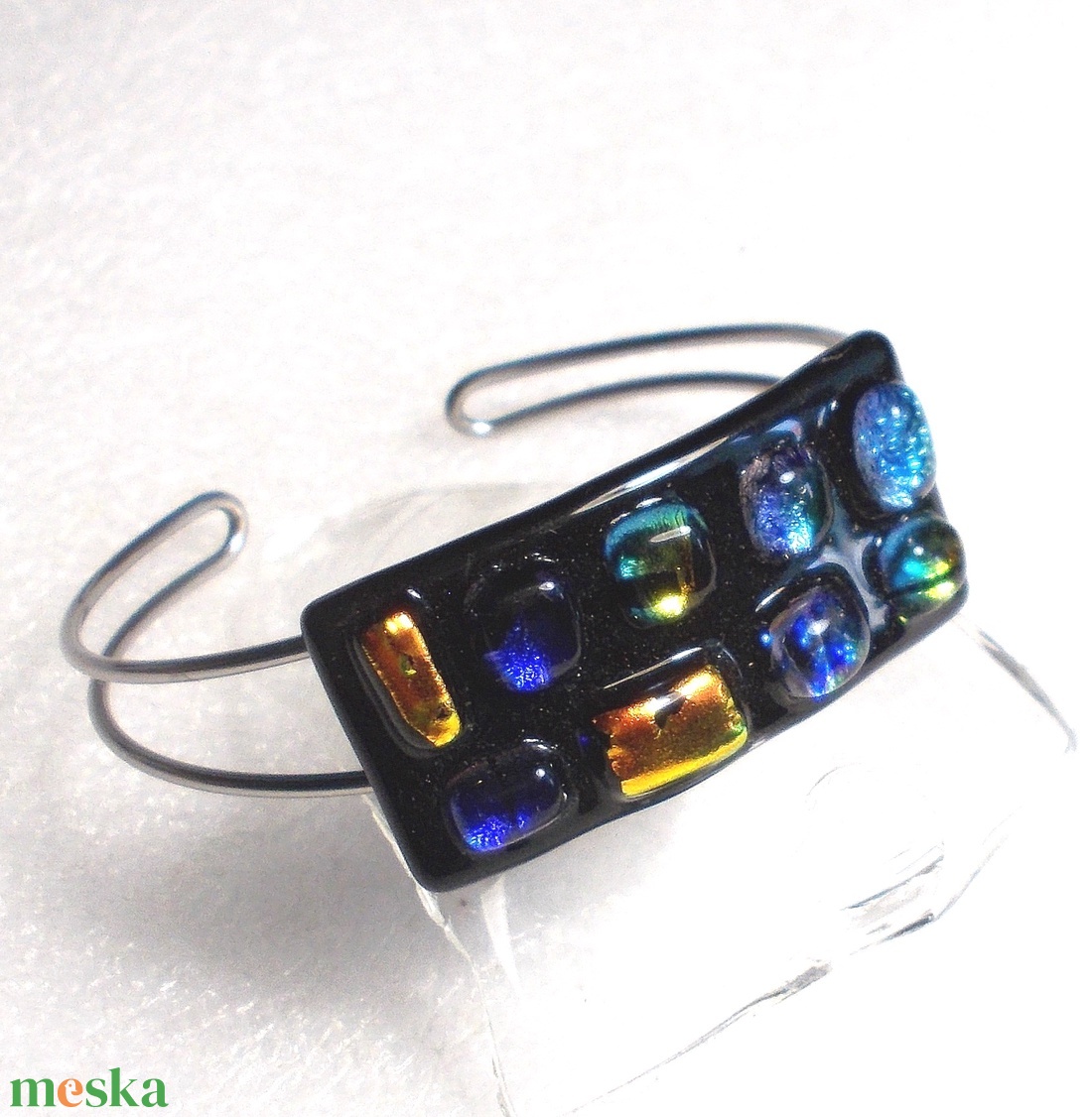 NEMESACÉL! Dichroic fények karkötő, ajándék lányoknak szalagavatóra, ballagásra, születésnapra, névnapra. - ékszer - karkötő - karkötő medállal - Meska.hu NEMESACÉL! Dichroic fények karkötő, ajándék lányoknak szalagavatóra, ballagásra, születésnapra, névnapra. - ékszer - karkötő - karkötő medállal - Meska.hu