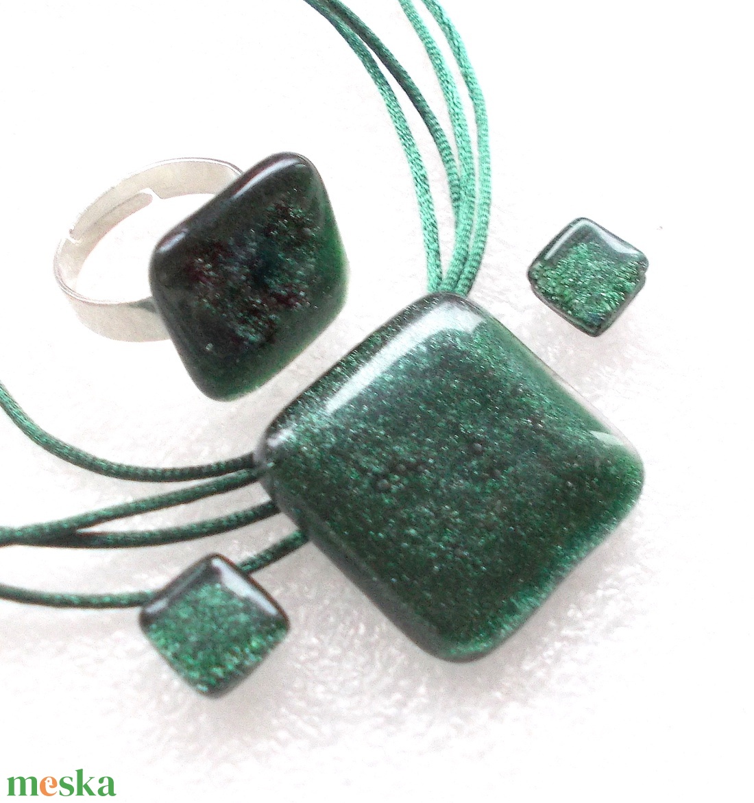 AKCIÓ! Fenyő színű aventurin ékszerszett karácsonyra. - ékszer - ékszerszett - Meska.hu