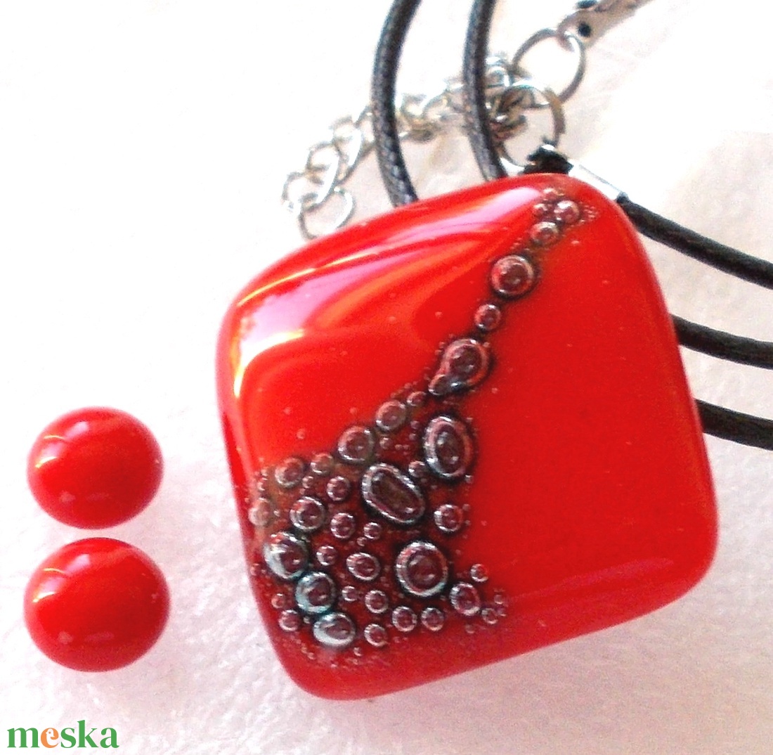  AKCIÓ! Elegáns piros ékszerszett, ajándék lányoknak, névnapra, születésnapra. - ékszer - ékszerszett - Meska.hu