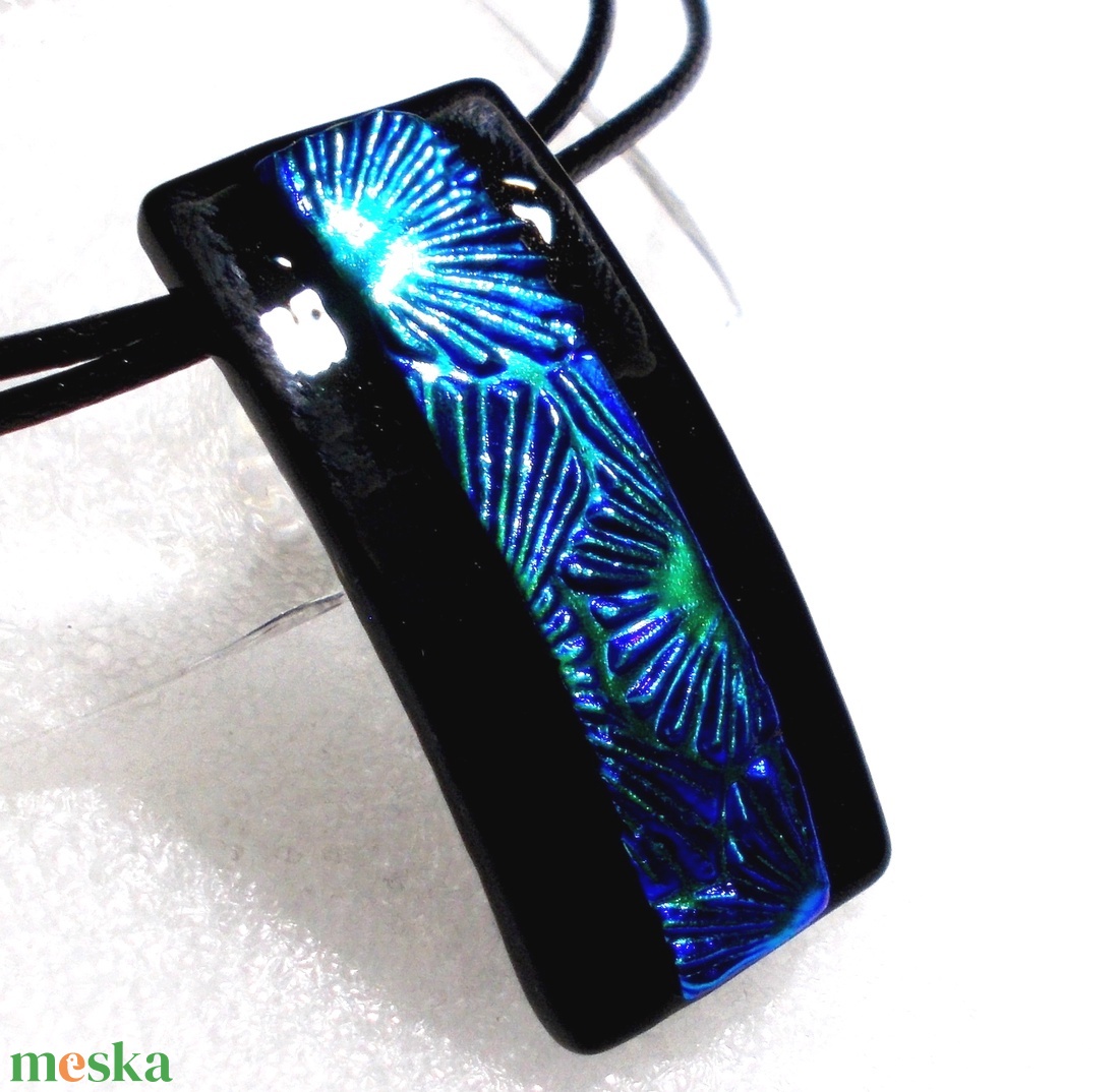 Kék- zöld csillagok, dichroic nyaklánc. - ékszer - ékszerszett - Meska.hu Kék- zöld csillagok, dichroic nyaklánc. - ékszer - ékszerszett - Meska.hu