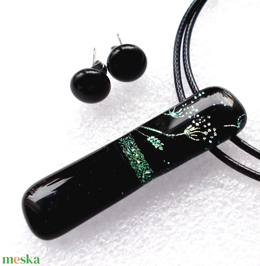 Csillogó selyemkóró medál és fülbevaló, ajándék nőknek névnapra, születésnapra. - ékszer - ékszerszett - Meska.hu