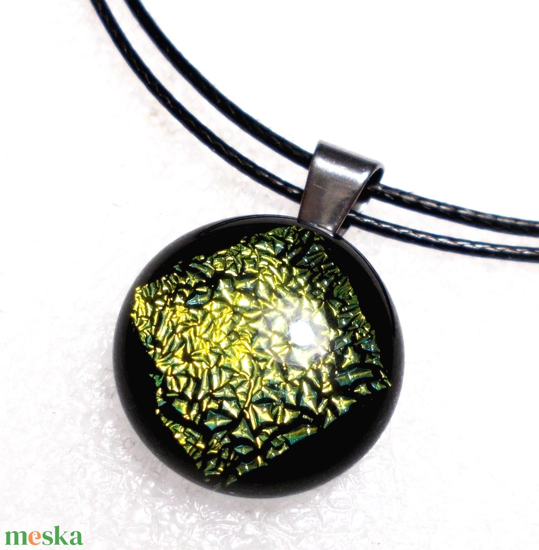 Sarkcsillag kisméretű dichroic nyaklánc - ékszer - nyaklánc - medál - Meska.hu