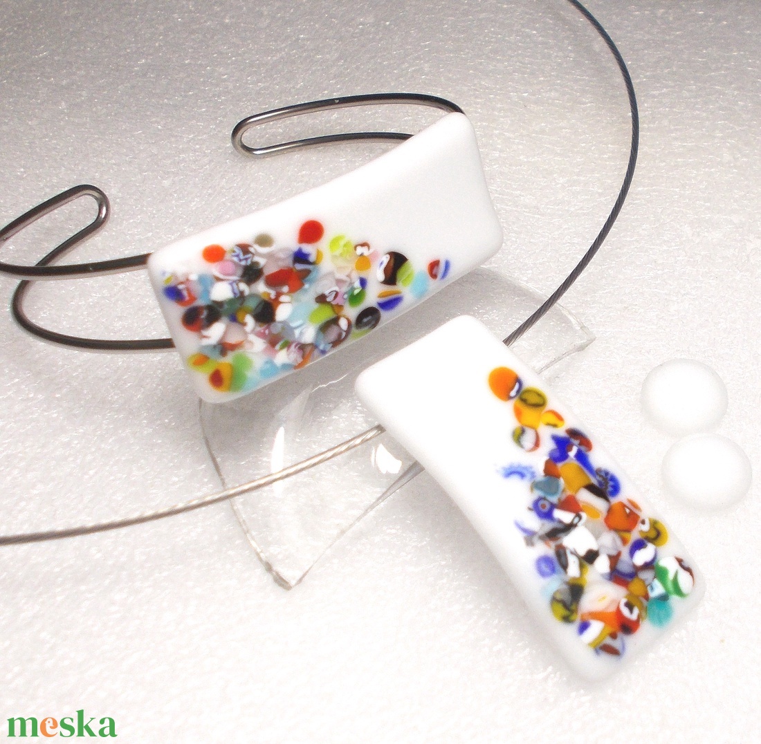 NEMESACÉL! Színek fúziója fehéren ékszerszett, ajándék névnapra születésnapra. - ékszer - ékszerszett - Meska.hu