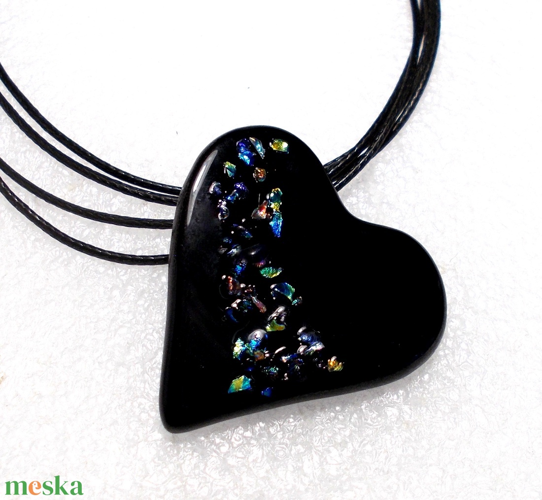 NEMESACÉL! Szívben színek fúziója, nyaklánc, ajándék Valentin napra. - ékszer - karkötő - karkötő medállal - Meska.hu
