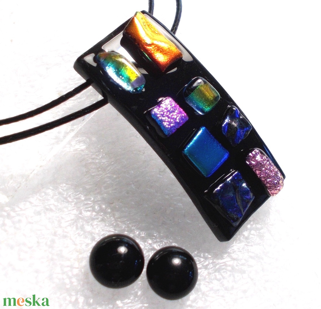 AKCIÓ! Dichroic fények ékszerszett, ajándék lányoknak szalagavatóra, ballagásra, születésnapra, névnapra. - ékszer - ékszerszett - Meska.hu AKCIÓ! Dichroic fények ékszerszett, ajándék lányoknak szalagavatóra, ballagásra, születésnapra, névnapra. - ékszer - ékszerszett - Meska.hu