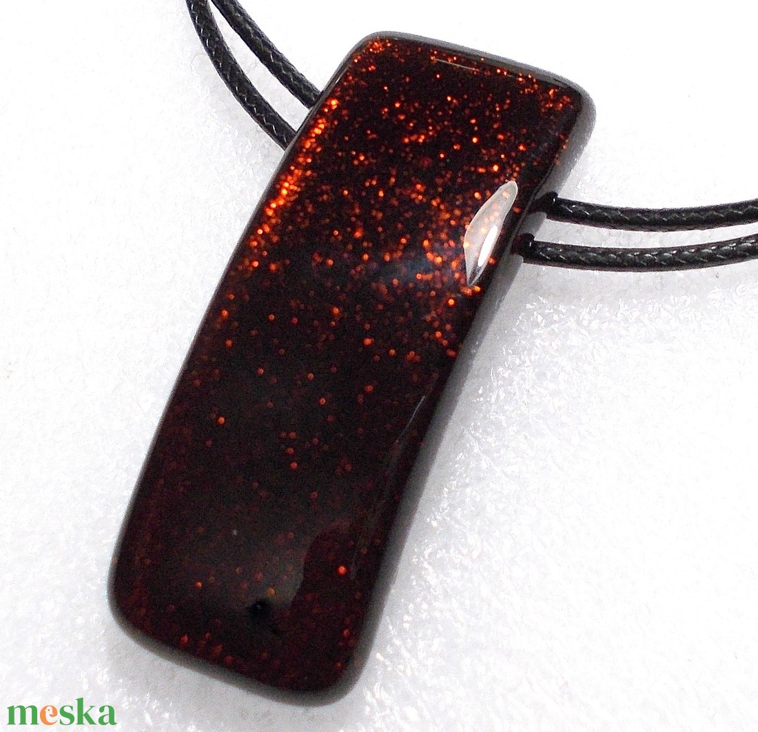 Mélyvörös dichroic nyaklánc, ajándék Valentin napra, névnapra, születésnapra. - ékszer - ékszerszett - Meska.hu