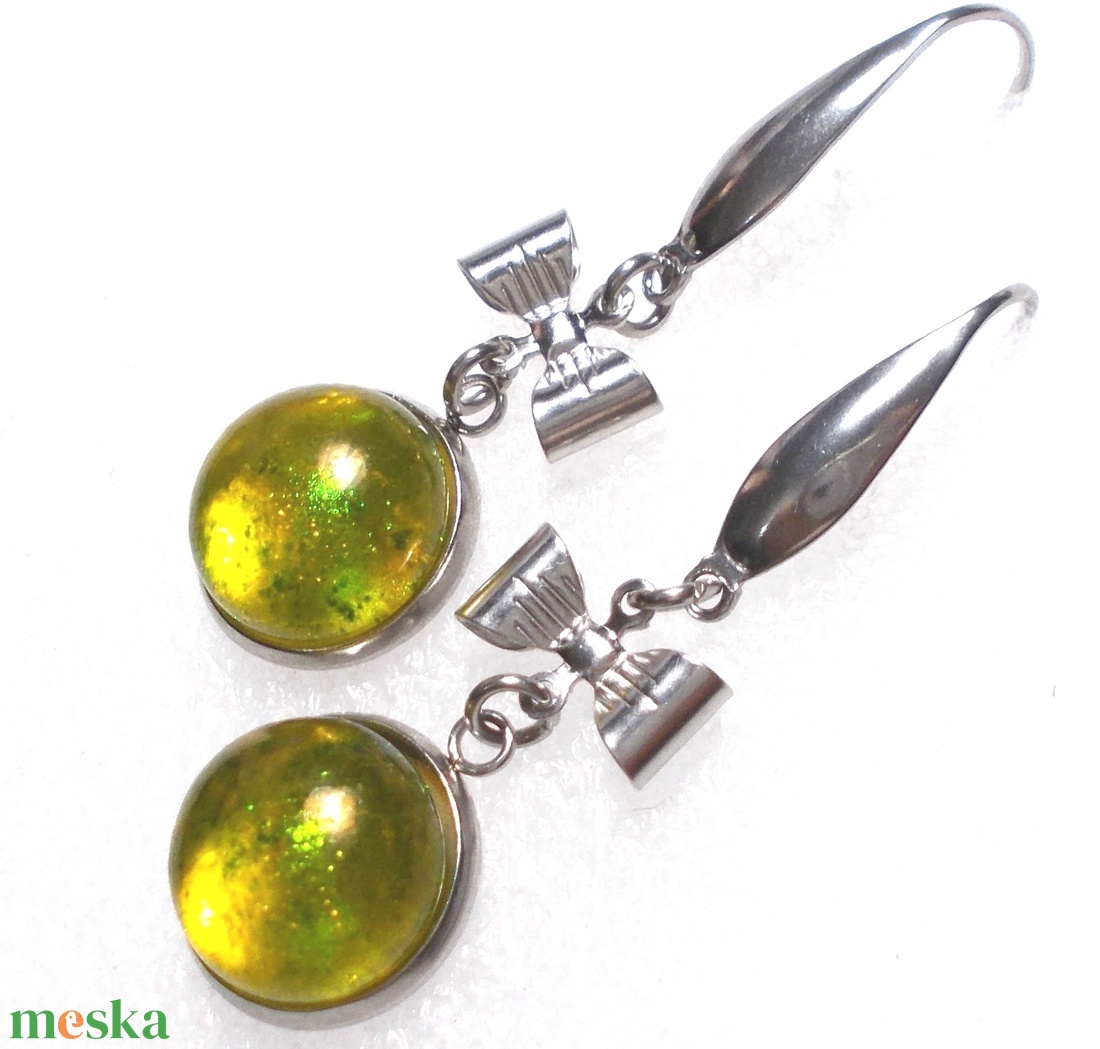  Nemesacél  316-os!  Nárcisz üveg fülbevaló  , ajándék  névnapra, születésnapra. - ékszer - fülbevaló - pötty fülbevaló - Meska.hu