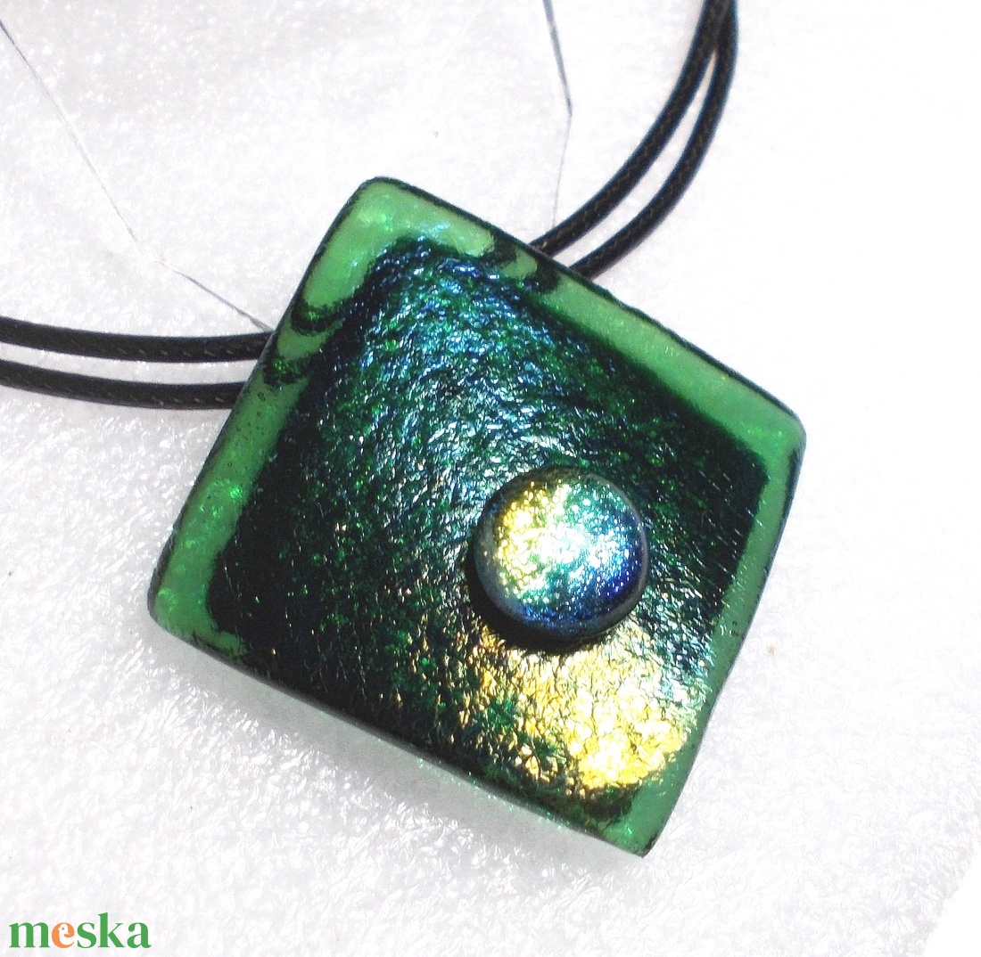 Smaragd fények nyaklánc , ajándék névnapra születésnapra. - ékszer - ékszerszett - Meska.hu