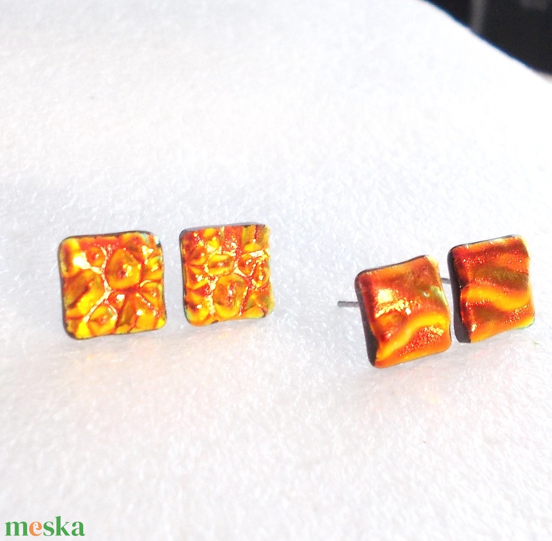 NEMESACÉL! Vörös-arany hullámzó ragyogás dichroic pici pötty fülbevaló. - ékszer - fülbevaló - lógó fülbevaló - Meska.hu