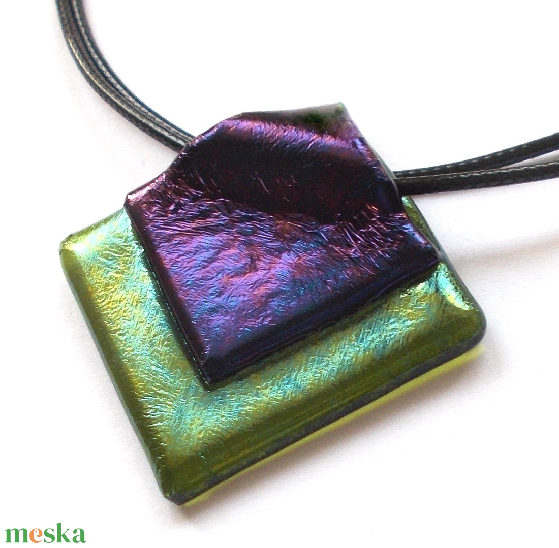 Bíbor-zöld fények nyaklánc, ajándék névnapra, születésnapra. - ékszer - ékszerszett - Meska.hu