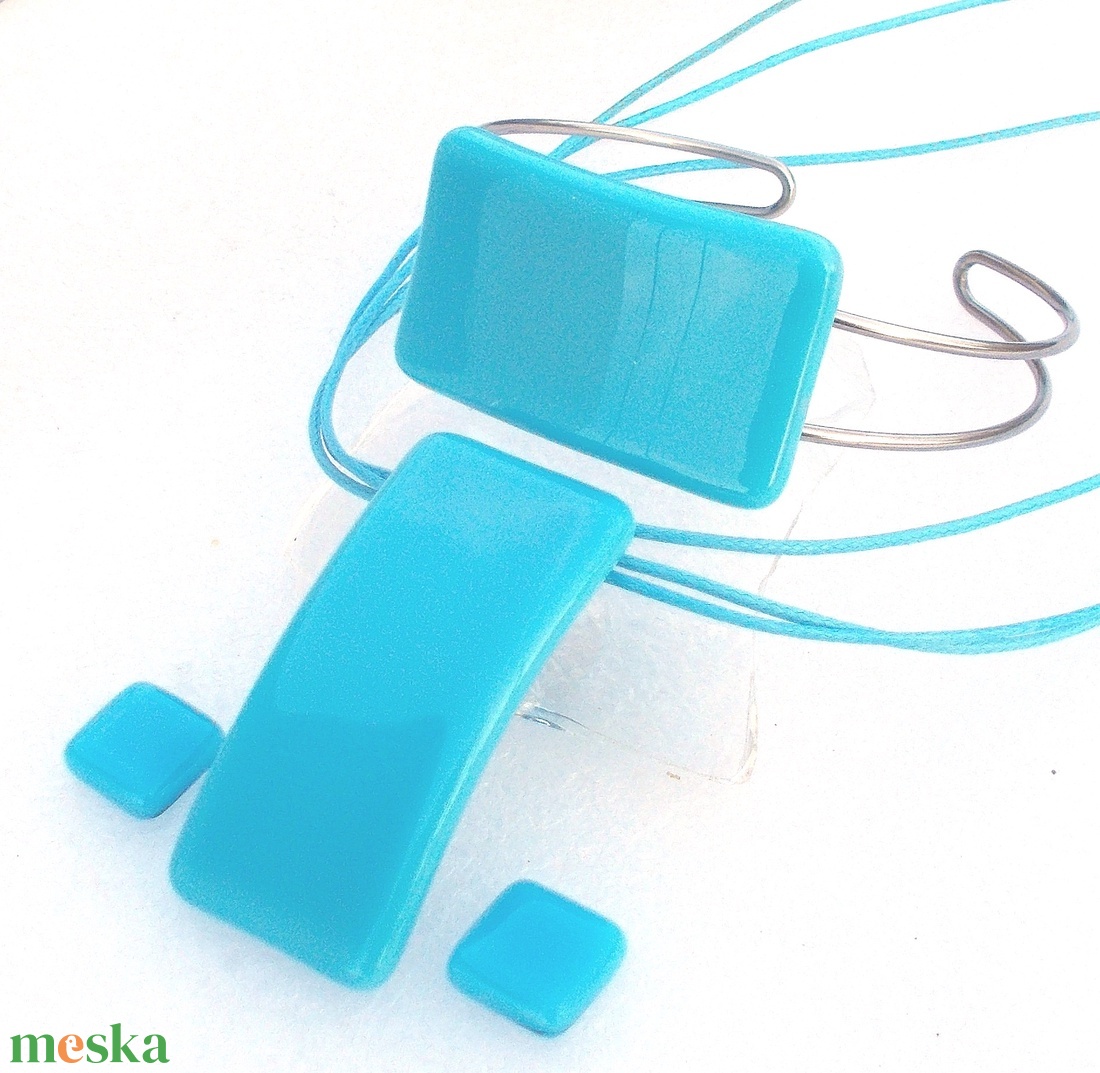 NEMESACÉL! Hajlított türkizkék ékszerszett, ajándék névnapra, születésnapra. - ékszer - ékszerszett - Meska.hu