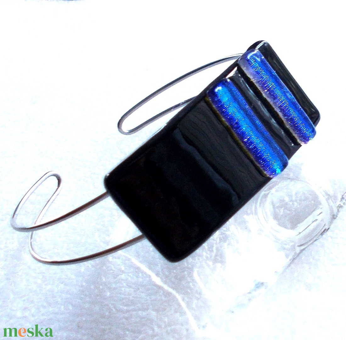  NEMESACÉL!  Kék-fekete karkötő, névnapra, születésnapra. - ékszer - ékszerszett - Meska.hu