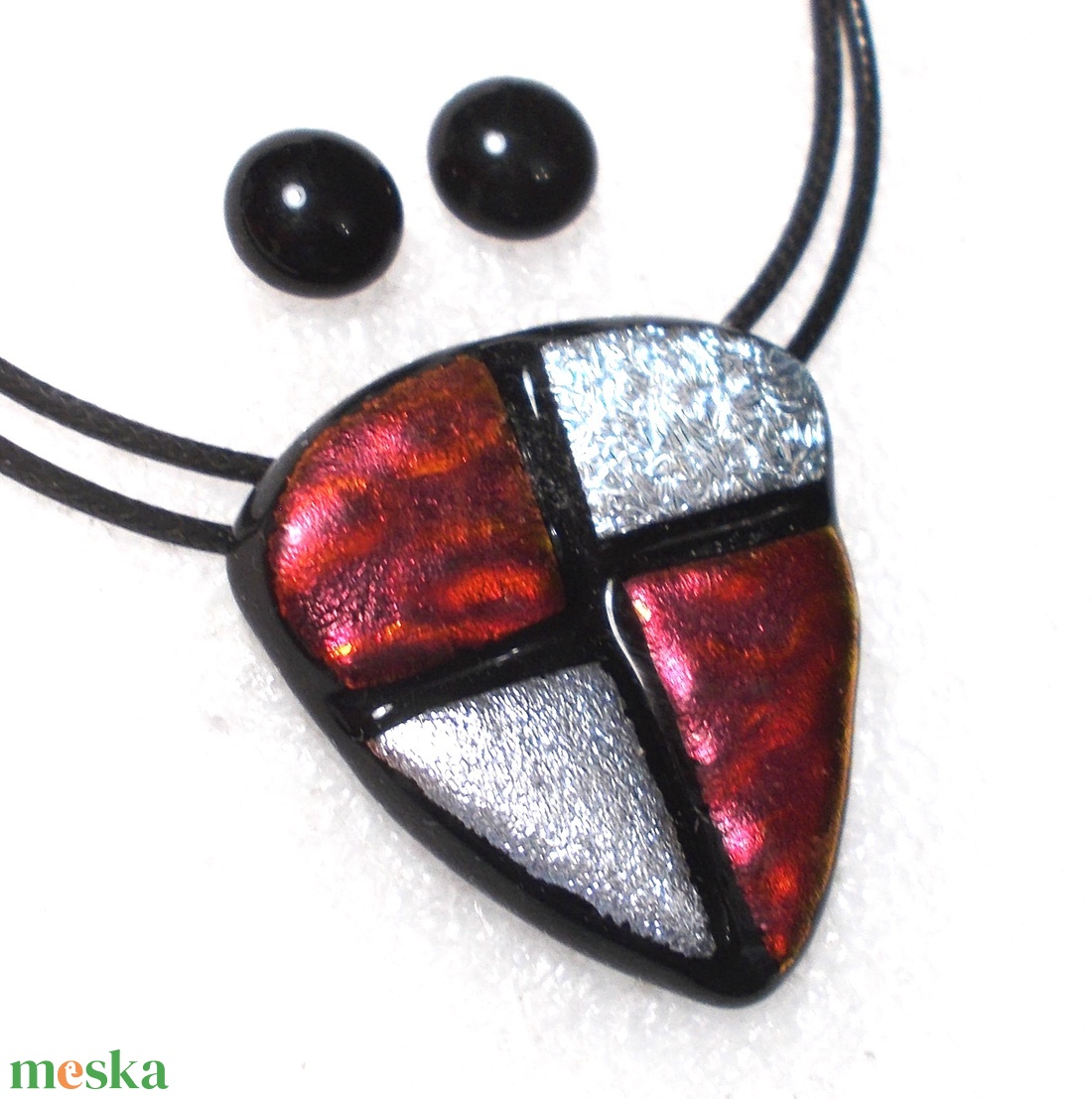 NEMESACÉL! Ezüst-vörös-fekete dichroic ékszerszett, ajándék Valentin napra, névnapra, születésnapra. - ékszer - ékszerszett - Meska.hu NEMESACÉL! Ezüst-vörös-fekete dichroic ékszerszett, ajándék Valentin napra, névnapra, születésnapra. - ékszer - ékszerszett - Meska.hu