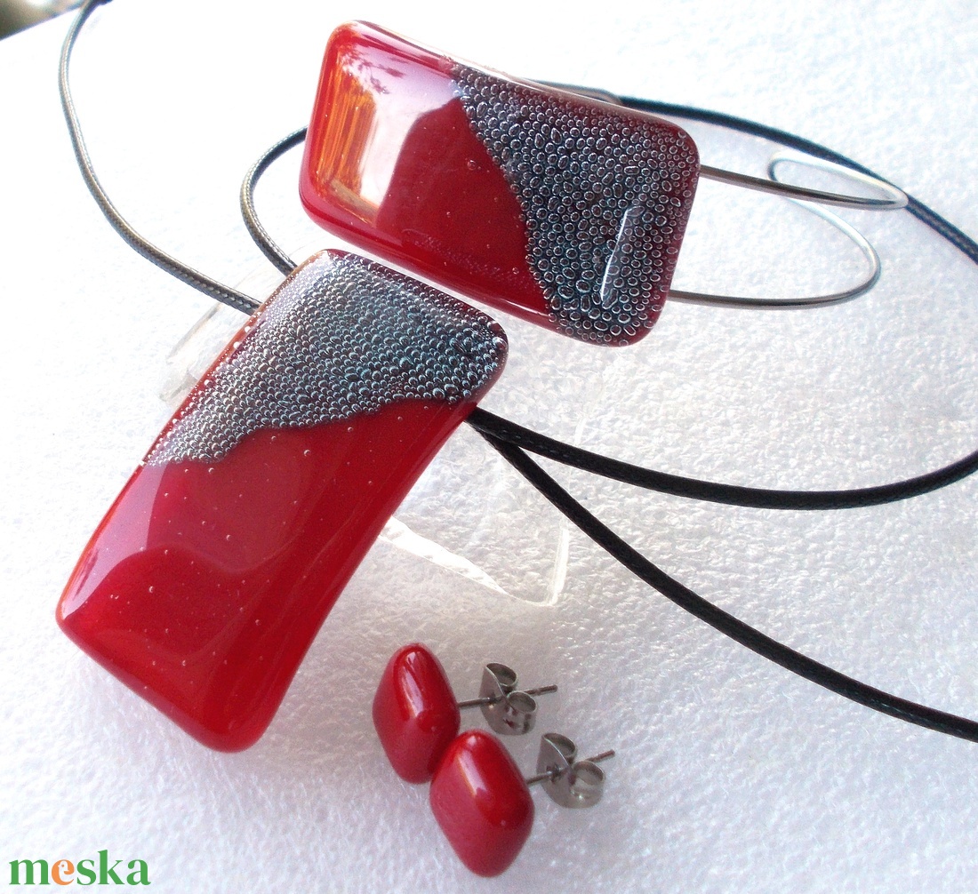 Elegáns meggypiros ékszerszett, ajándék nőnek, névnapra, születésnapra. - ékszer - ékszerszett - Meska.hu