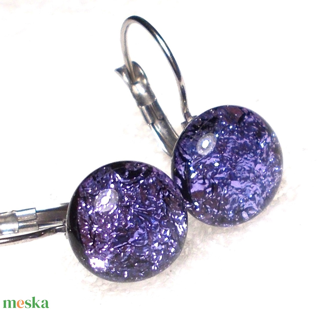 NEMESACÉL! Lila ragyogás dichroic kapcsos fülbevaló, ajándék nőknek névnapra, születésnapra. - ékszer - fülbevaló - lógó fülbevaló - Meska.hu NEMESACÉL! Lila ragyogás dichroic kapcsos fülbevaló, ajándék nőknek névnapra, születésnapra. - ékszer - fülbevaló - lógó fülbevaló - Meska.hu