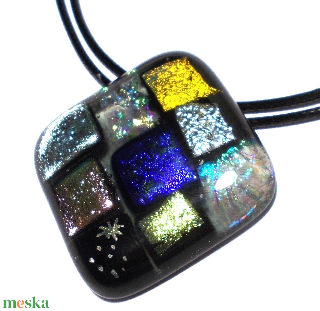 Dichroic fények nyaklánc. - ékszer - nyaklánc - medál - Meska.hu Dichroic fények nyaklánc. - ékszer - nyaklánc - medál - Meska.hu