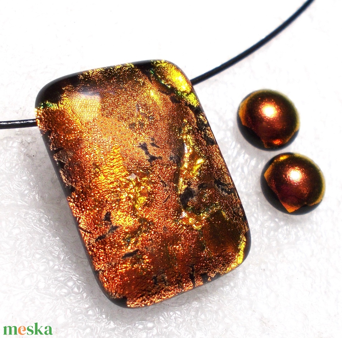 NEMESACÉL! Naplemente, dichroic ékszerszett, ajándék nőknek, névnapra, születésnapra. - ékszer - ékszerszett - Meska.hu NEMESACÉL! Naplemente, dichroic ékszerszett, ajándék nőknek, névnapra, születésnapra. - ékszer - ékszerszett - Meska.hu