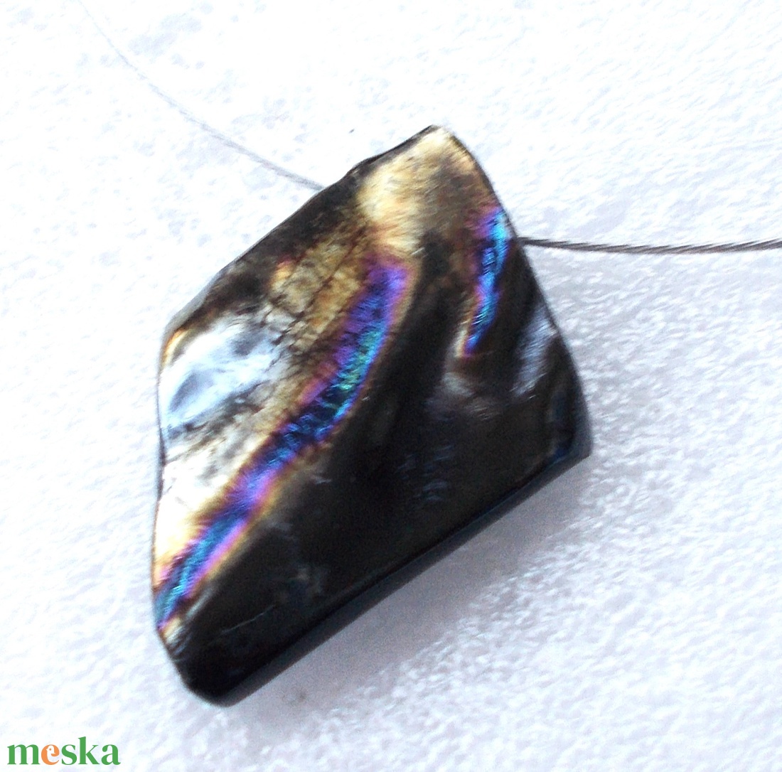Metál szivárvány dichroic nyaklánc, ajándék névnapra, születésnapra. - ékszer - ékszerszett - Meska.hu Metál szivárvány dichroic nyaklánc, ajándék névnapra, születésnapra. - ékszer - ékszerszett - Meska.hu