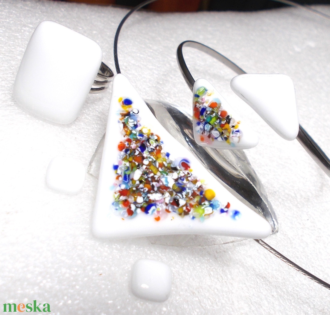 NEMESACÉL!  Színek fúziója fehéren ékszerszett. - ékszer - ékszerszett - Meska.hu