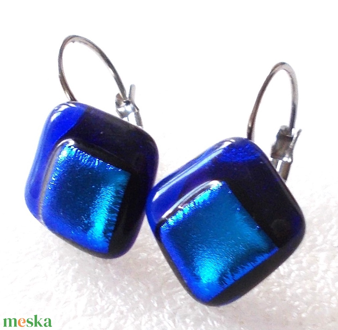 NEMESACÉL! Kék a kékben dichroic  fülbevaló, ajándék névnapra, születésnapra. - ékszer - fülbevaló - lógó fülbevaló - Meska.hu