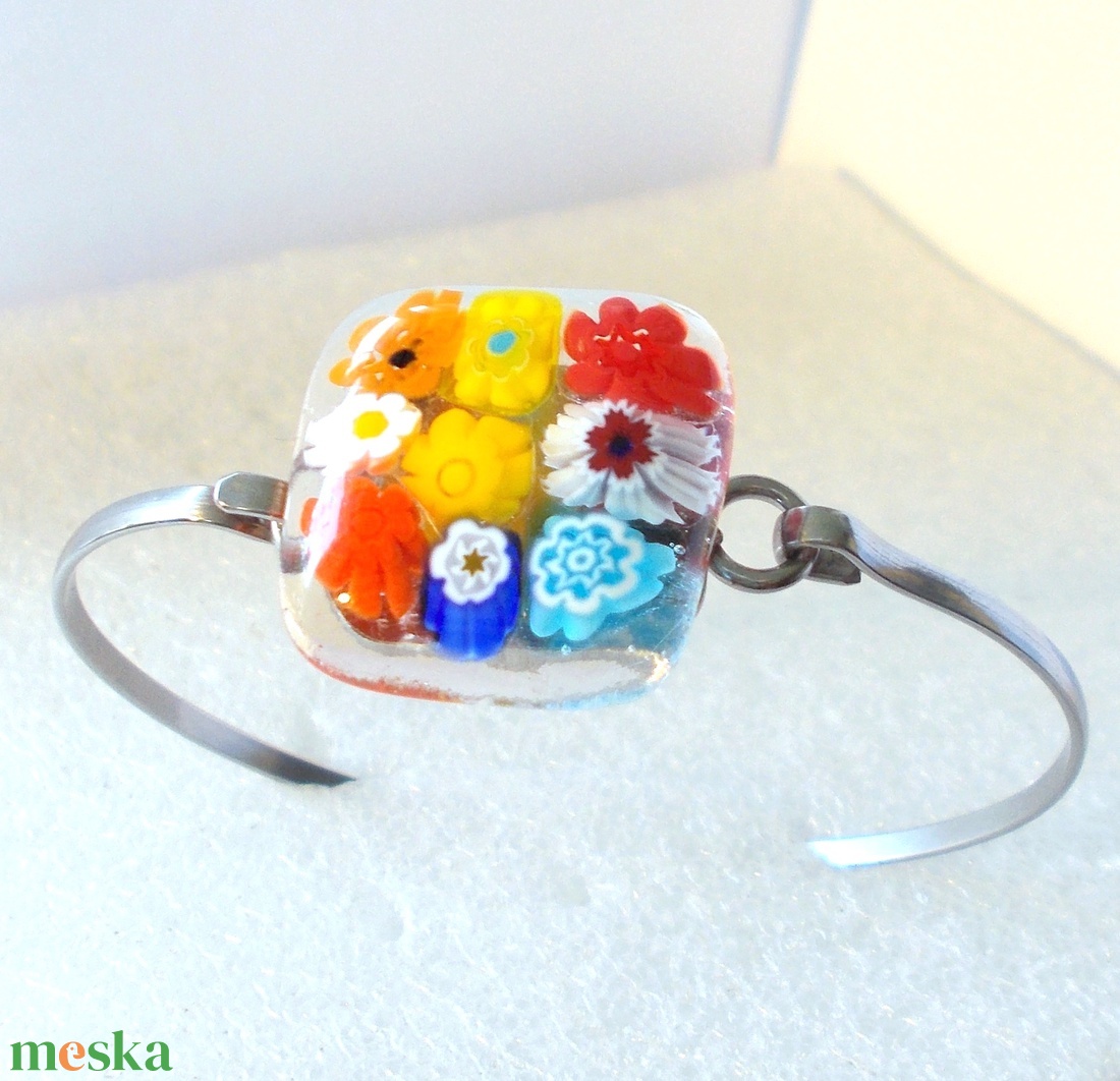 NEMESACÉL! Virágos nyár, karkötő, ajándék  lányoknak szalagavatóra, ballagásra, születésnapra, névnapra.  - ékszer - karkötő - karkötő medállal - Meska.hu